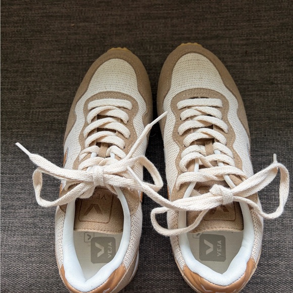 Veja SDU Rec J-Mesh Sneakers in Natural Platine - Picture 3 of 7